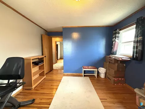 335 E 9th St, Miller, SD 57362 photo 13