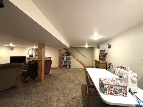 335 E 9th St, Miller, SD 57362 photo 47