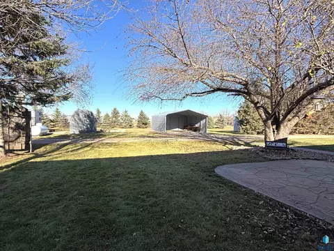 335 E 9th St, Miller, SD 57362 photo 61