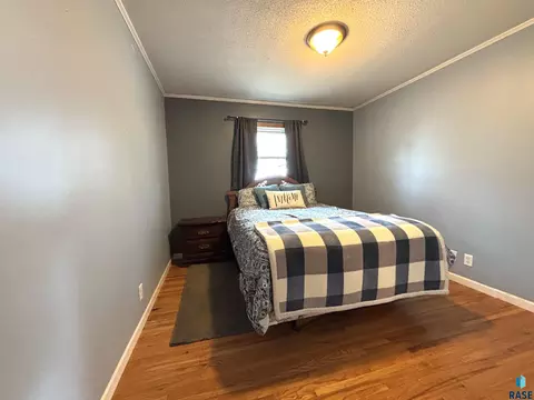 335 E 9th St, Miller, SD 57362 photo 10