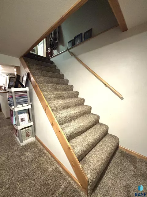 335 E 9th St, Miller, SD 57362 photo 54
