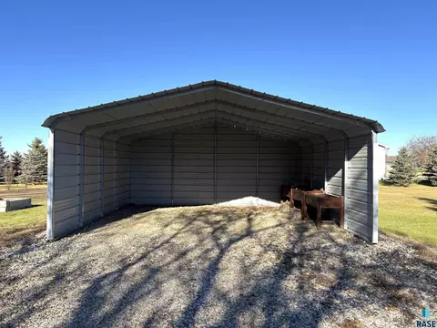 335 E 9th St, Miller, SD 57362 photo 64