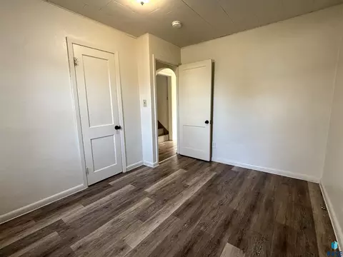Bedroom - 724 W 1st Ave, Miller, SD 57362 photo 4 of 13