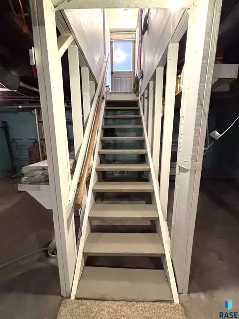 Other - 724 W 1st Ave, Miller, SD 57362 photo 8 of 27