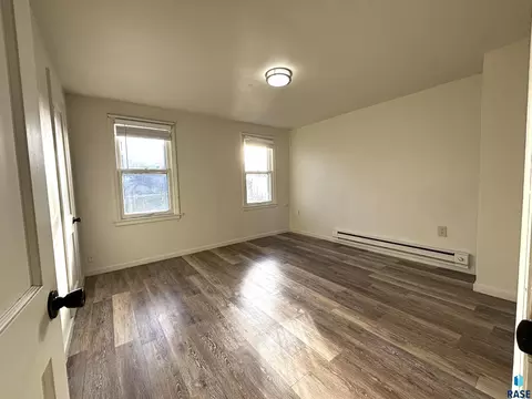 Bedroom - 724 W 1st Ave, Miller, SD 57362 photo 5 of 13