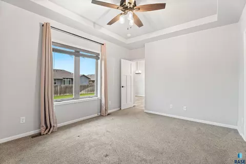 3620 E High Plains Cir, Sioux Falls, SD 57108 photo 14