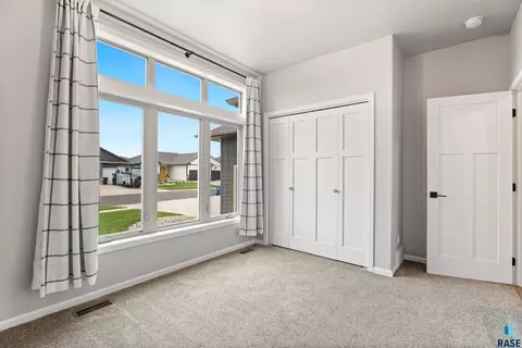 3620 E High Plains Cir, Sioux Falls, SD 57108 photo 20