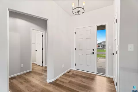 3620 E High Plains Cir, Sioux Falls, SD 57108 photo 3
