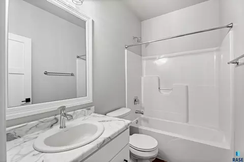 3620 E High Plains Cir, Sioux Falls, SD 57108 photo 18