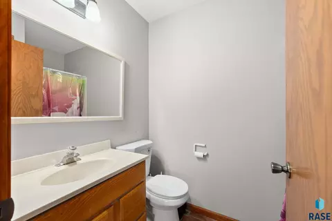 904 S Jay Cir, Sioux Falls, SD 57103 photo 24