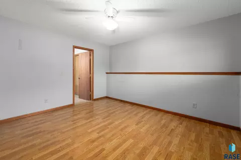 904 S Jay Cir, Sioux Falls, SD 57103 photo 19