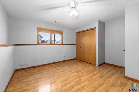 904 S Jay Cir, Sioux Falls, SD 57103 photo 20