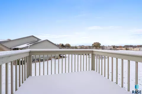 904 S Jay Cir, Sioux Falls, SD 57103 photo 11