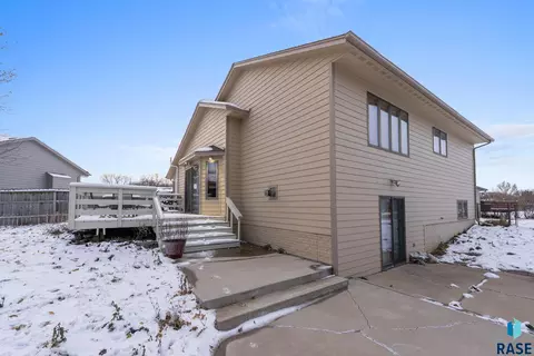 904 S Jay Cir, Sioux Falls, SD 57103 photo 32