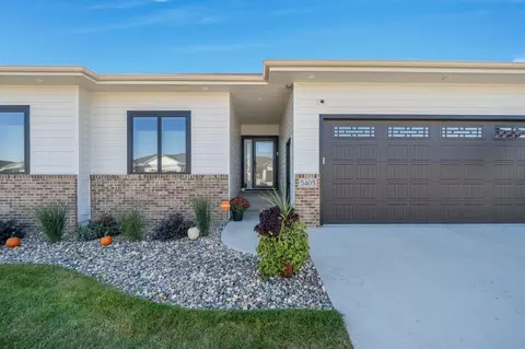 5405 E 64th St, Sioux Falls, SD 57108 photo 1