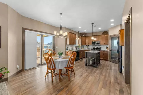 5405 E 64th St, Sioux Falls, SD 57108 photo 13