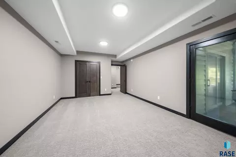 Bedroom - 1200 E Tomar Rd, Sioux Falls, SD 57105 photo 2 of 3