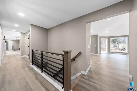 Entry Way - 1200 E Tomar Rd, Sioux Falls, SD 57105 photo 2 of 3