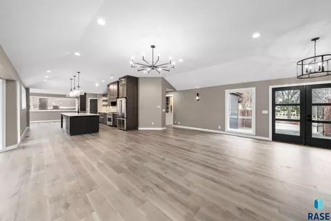 Living - 1200 E Tomar Rd, Sioux Falls, SD 57105 photo 2 of 7