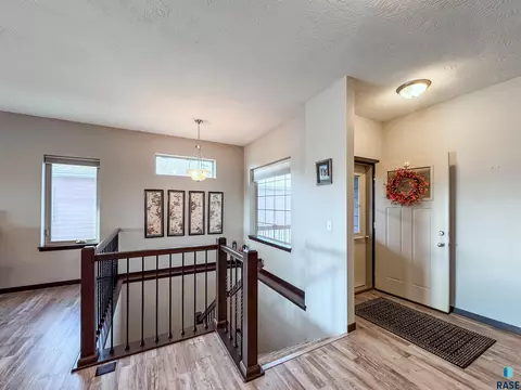 9519 W Broek Dr, Sioux Falls, SD 57106 photo 14