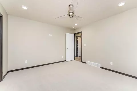 1505 E Carol St, Sioux Falls, SD 57104 photo 13