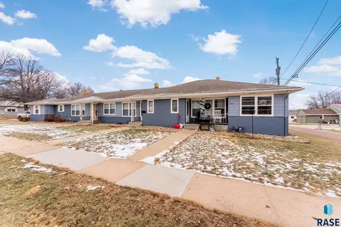 2001 W 22nd St, Sioux Falls, SD 57105