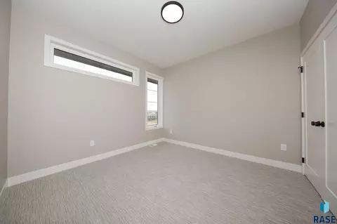 Bedroom - 1005 S Haley Ave, Brandon, SD 57005 photo 3 of 4