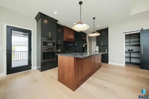 Kitchen - 1005 S Haley Ave, Brandon, SD 57005 photo 2 of 4