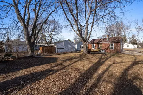 2305 E Austin St, Sioux Falls, SD 57103 photo 5