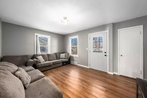 2305 E Austin St, Sioux Falls, SD 57103 photo 9