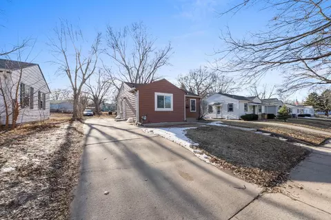 2305 E Austin St, Sioux Falls, SD 57103 photo 3