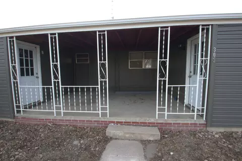 303 S Maple St, Worthing, SD 57077 photo 2