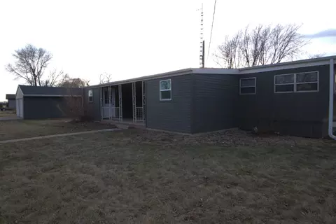 303 S Maple St, Worthing, SD 57077