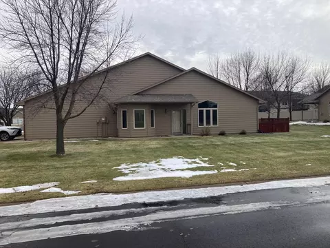 8301 S Brenda Pl, Sioux Falls, SD 57108