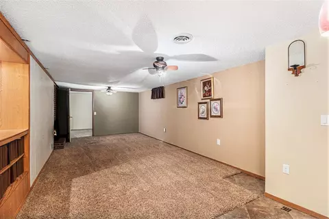 2904 E 21st St, Sioux Falls, SD 57103 photo 4