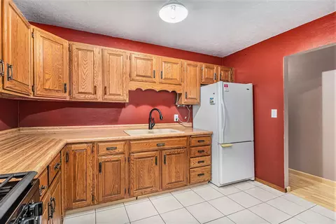 2904 E 21st St, Sioux Falls, SD 57103 photo 2