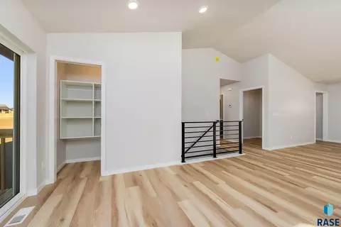 Other - 617 N Juniper St, Lennox, SD 57039 photo 3 of 7