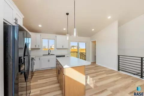 Other - 617 N Juniper St, Lennox, SD 57039 photo 4 of 7