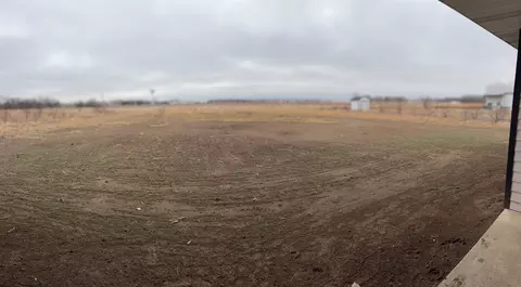 Exterior - 336 Purdue St, Vermillion, SD 57069 photo 5 of 7