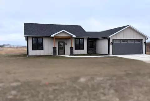 336 Purdue St, Vermillion, SD 57069