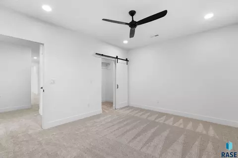 Bedroom - 8304 Sheridan Cir, Sioux Falls, SD 57110 photo 10 of 19