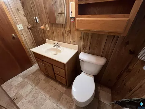 225 W Henry St, Freeman, SD 57029 photo 36