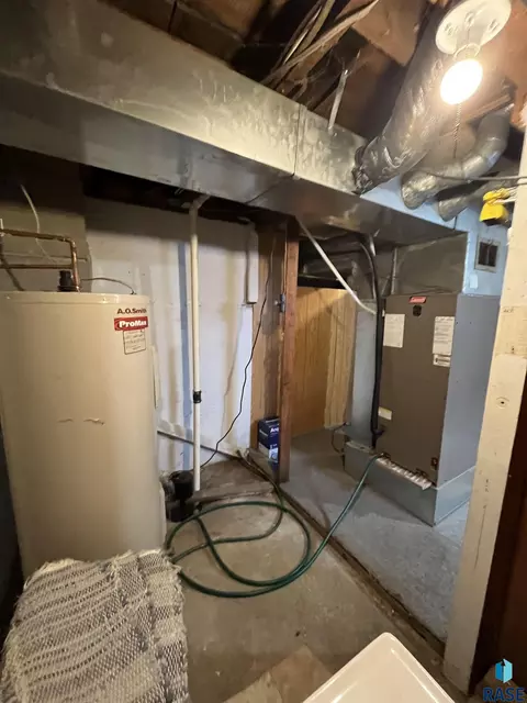 225 W Henry St, Freeman, SD 57029 photo 46