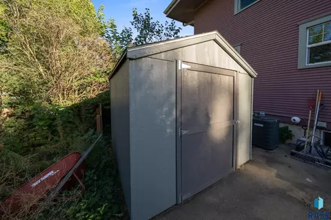 702 E 21st St, Sioux Falls, SD 57105 photo 36
