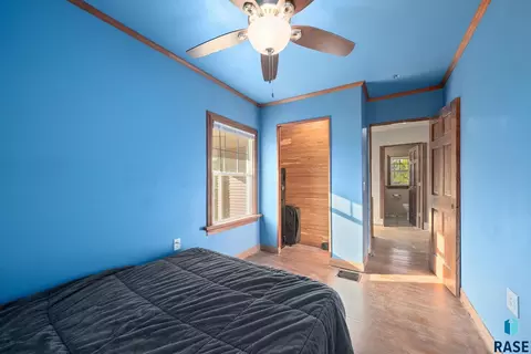 702 E 21st St, Sioux Falls, SD 57105 photo 18