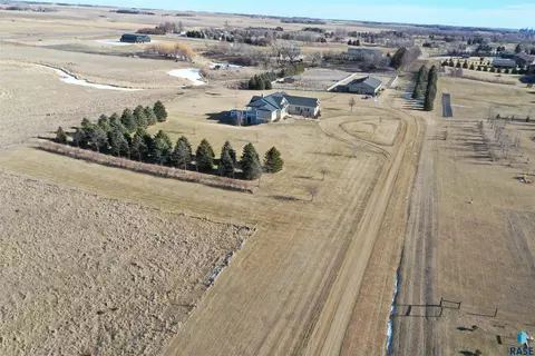 View/Area - 45054 233rd St, Madison, SD 57042 photo 1 of 3