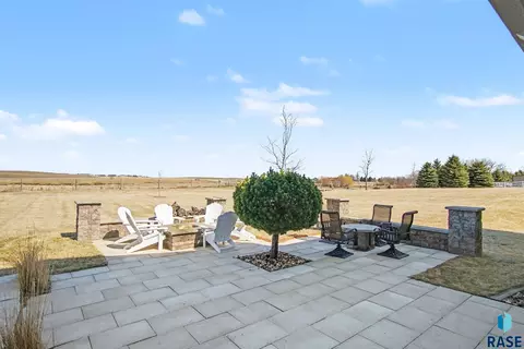 Exterior - 45054 233rd St, Madison, SD 57042 photo 4 of 7