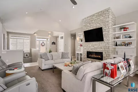 Living - 45054 233rd St, Madison, SD 57042 photo 1 of 10
