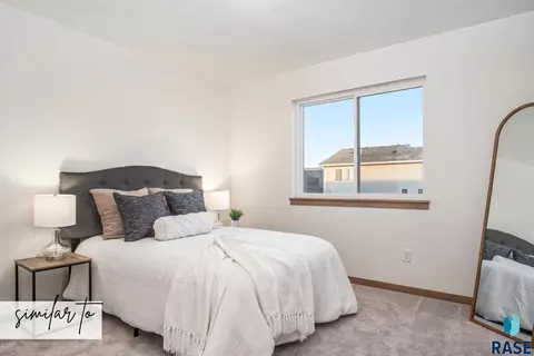 5716 E Marley Pl, Sioux Falls, SD 57108 photo 8