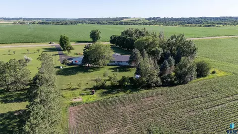 48156 268th St, Brandon, SD 57005 photo 4